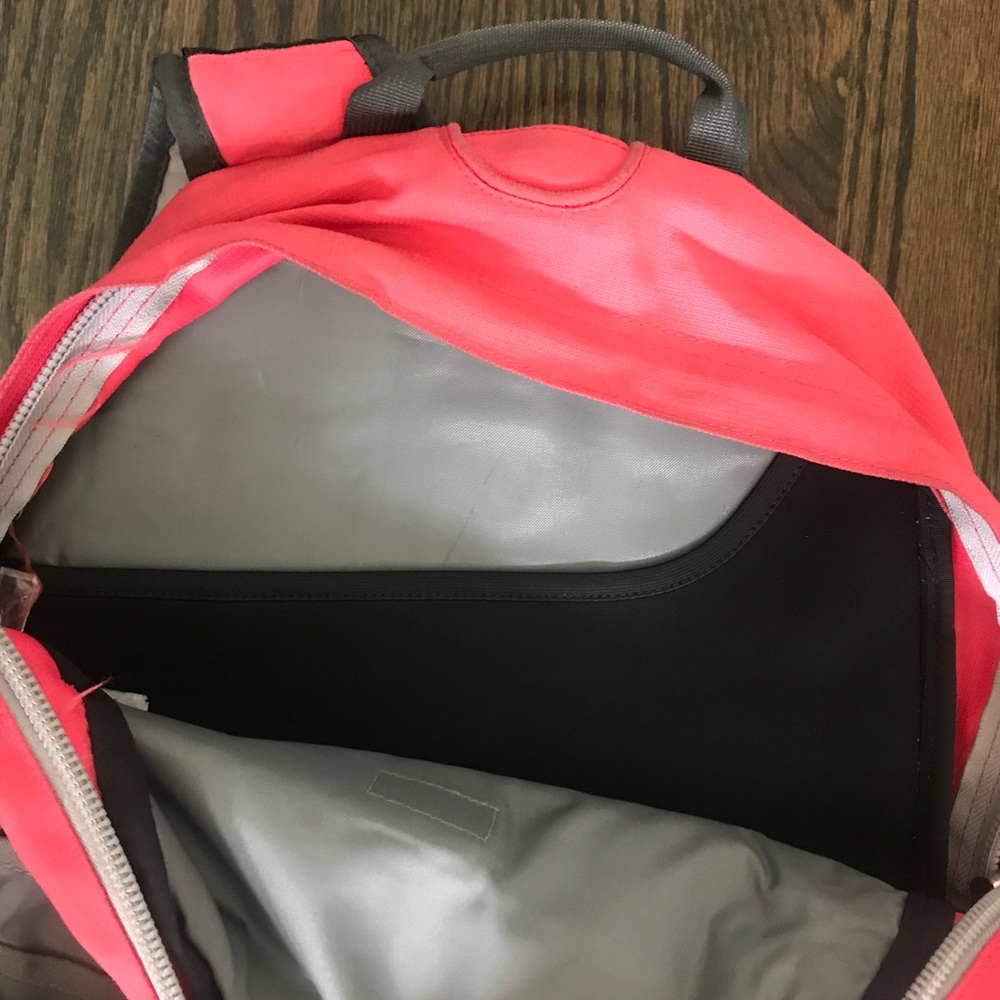 North Face Recon Backpack - Picture 5 of 5
